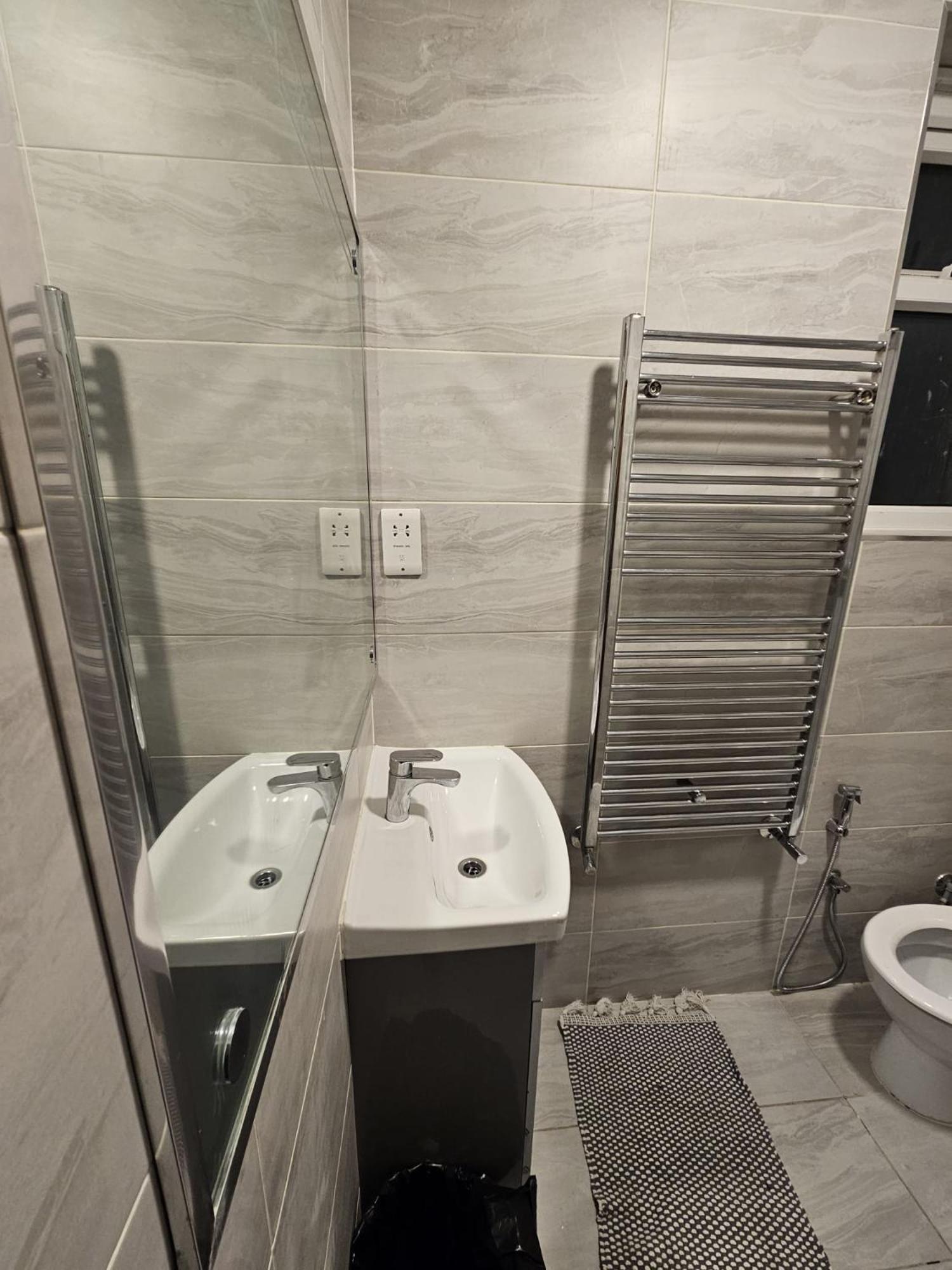 2 Bedroom Flat - Travel Direct To Heathrow/Central 런던 외부 사진